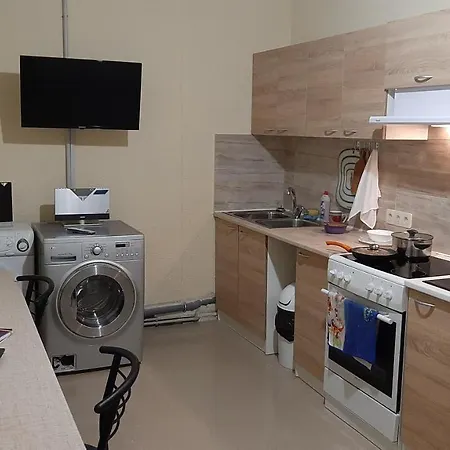 Hostel на ракетной *